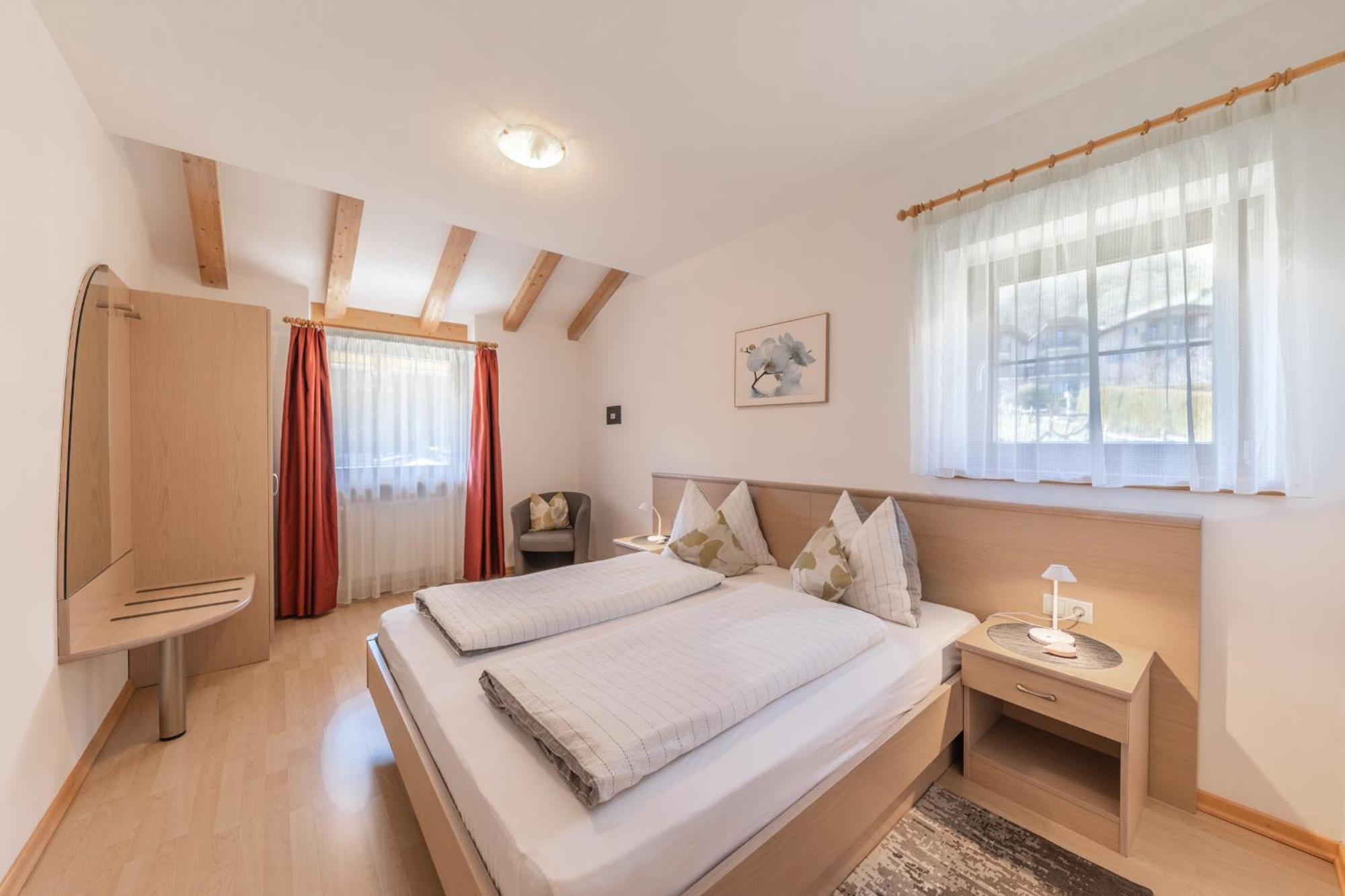 St. Josefhof Apartment Caldaro Ngoại thất bức ảnh